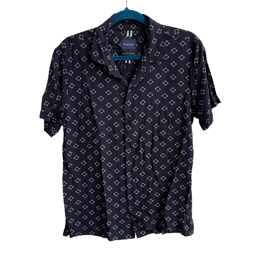 Denim & Flower Shirt Mens Small Navy Blue Geometric Viscose Camp Collar‎ Resort